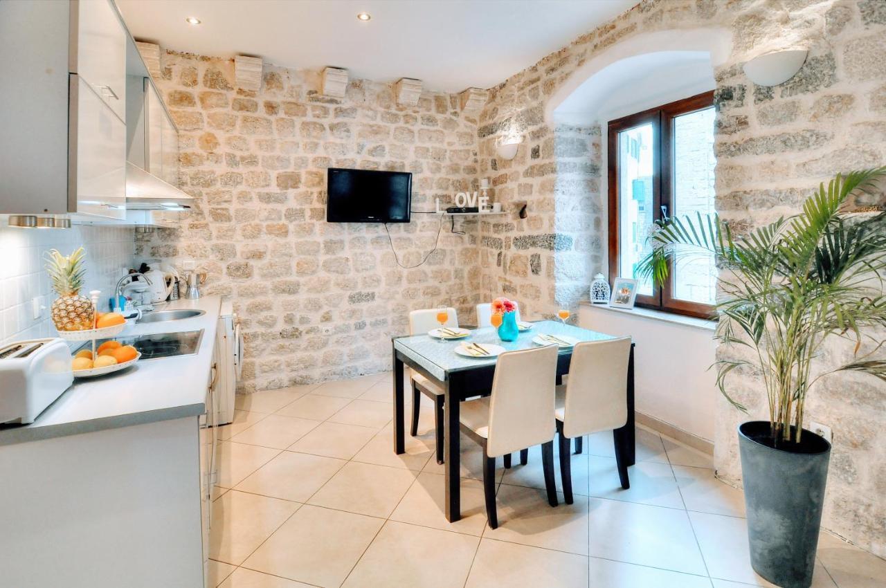 La Dolce Vita Apartment Kotor Buitenkant foto