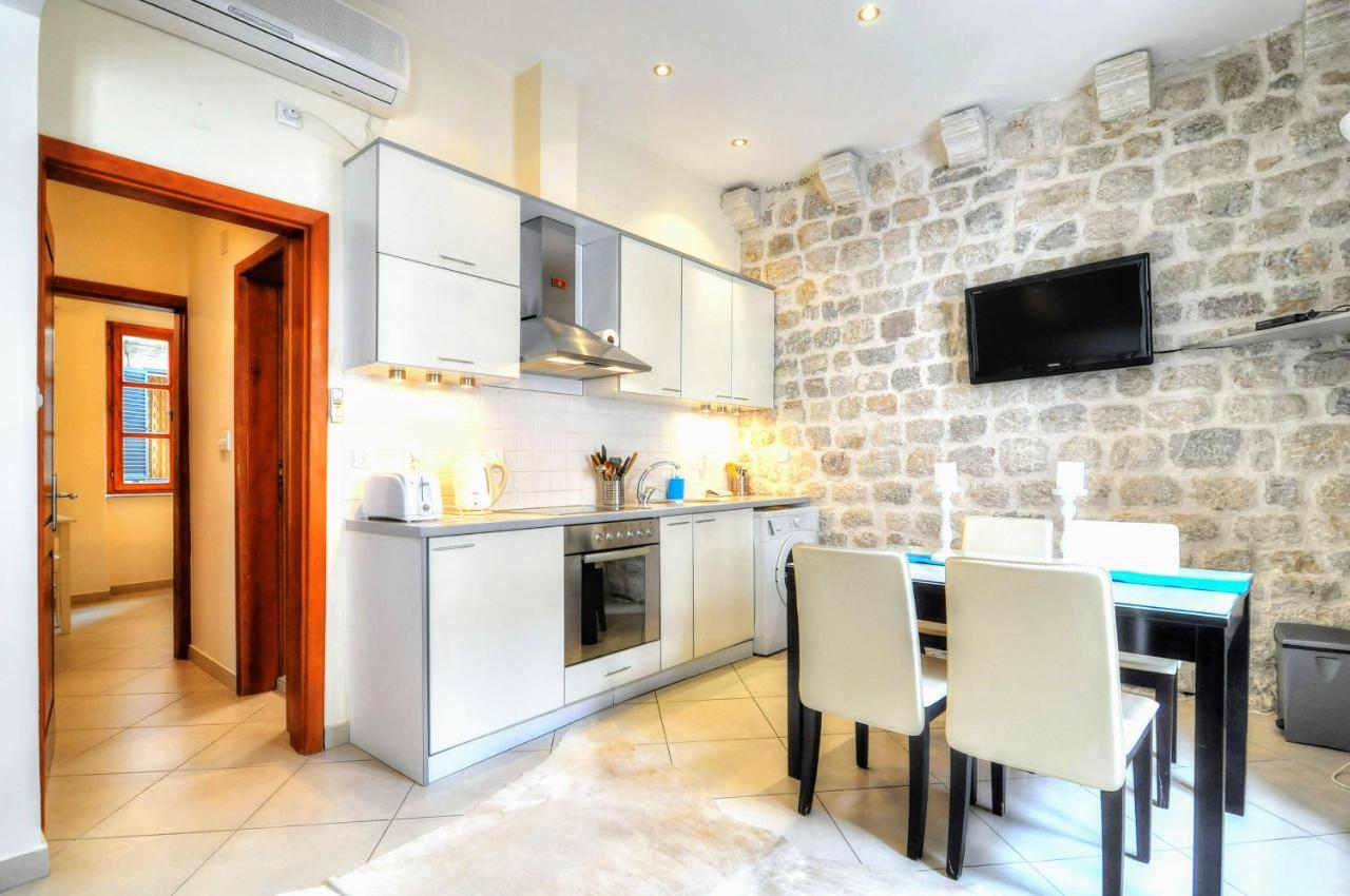 La Dolce Vita Apartment Kotor Buitenkant foto